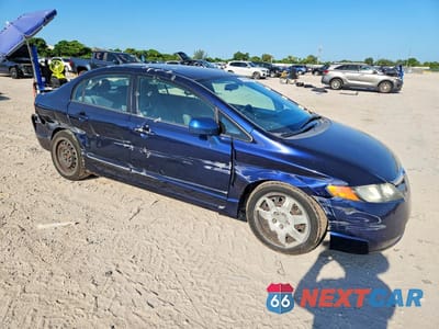 Czwarte zdjęcie samochodu z boku: 2007 HONDA CIVIC LX VIN:1HGFA16587L125273 - miniatura