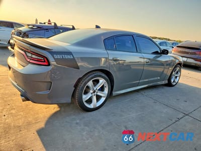 Trzecie zdjęcie samochodu z tyłu: 2019 DODGE CHARGER R/T VIN:2C3CDXCT3KH650802 - miniatura
