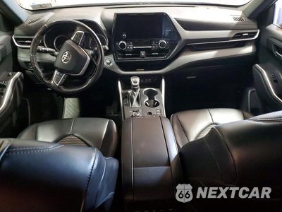 Zdjęcie 8 z 13 samochodu: 2023 TOYOTA HIGHLANDER XSE VIN:5TDKDRBH5PS507228 - miniatura
