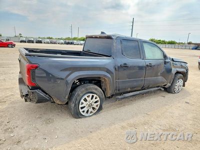 Trzecie zdjęcie samochodu z tyłu: 2025 TOYOTA TACOMA SR VIN:3TYKD5HN4ST018662 - miniatura