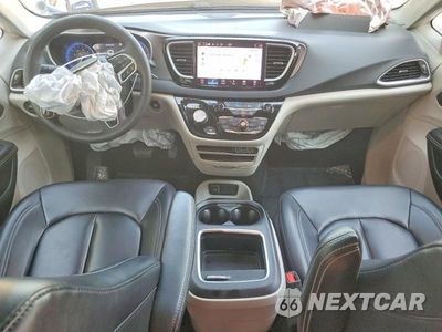 Zdjęcie 8 z 13 samochodu: 2023 CHRYSLER PACIFICA TOURING L VIN:2C4RC1BG7PR514622 - miniatura