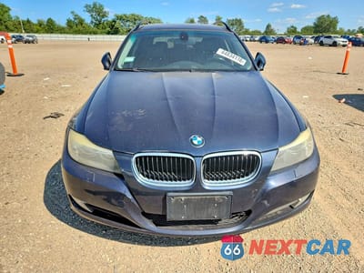 Piąte zdjęcie samochodu w środku: 2009 BMW 328 XIT VIN:WBAUU33509A540046 - miniatura