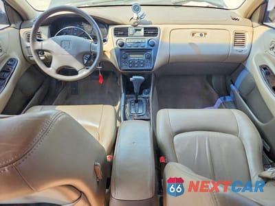 Zdjęcie 8 z 12 samochodu: 2000 HONDA ACCORD EX VIN:JHMCG5666YC039752 - miniatura