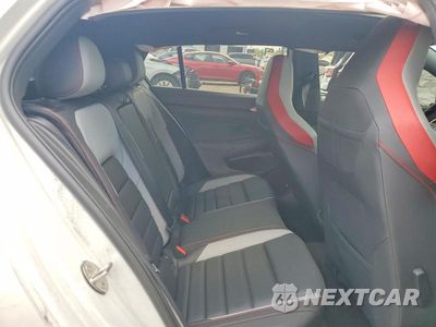Zdjęcie 10 z 12 samochodu: 2025 VOLKSWAGEN GTI AUTOBAHN VIN:WVWVA7CD0SW232284 - miniatura
