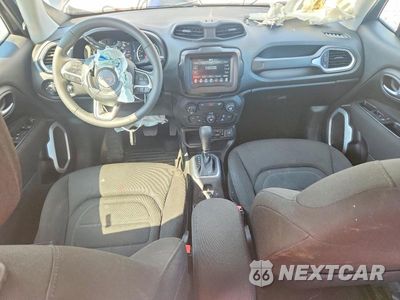 Zdjęcie 8 z 12 samochodu: 2019 JEEP RENEGADE LATITUDE VIN:ZACNJABB5KPK23457 - miniatura