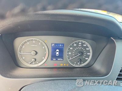 Zdjęcie 9 z 12 samochodu: 2017 HYUNDAI SONATA SPORT VIN:5NPE34AF2HH591616 - miniatura