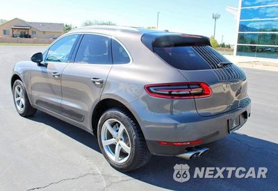 Czwarte zdjęcie samochodu z boku: 2015 PORSCHE MACAN S VIN:WP1AB2A54FLB68489 - miniatura