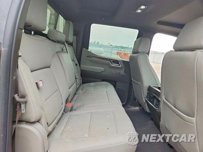 Zdjęcie 10 z 12 samochodu: 2025 CHEVROLET SILVERADO K1500 LTZ VIN:2GCUKGED3S1165399 - miniatura