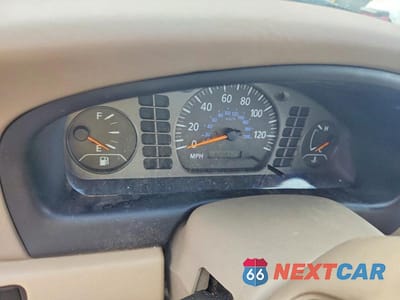 Zdjęcie 9 z 12 samochodu: 2001 NISSAN SENTRA XE VIN:3N1CB51D31L420963 - miniatura