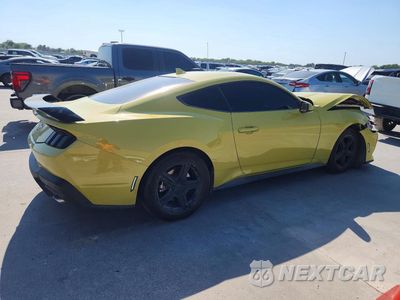 Trzecie zdjęcie samochodu z tyłu: 2025 FORD MUSTANG VIN:1FA6P8TH2S5114874 - miniatura