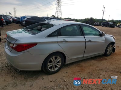 Trzecie zdjęcie samochodu z tyłu: 2013 HYUNDAI SONATA GLS VIN:5NPEB4AC3DH729828 - miniatura
