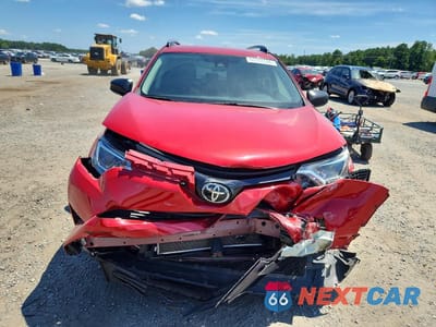 Piąte zdjęcie samochodu w środku: 2017 TOYOTA RAV4 LE VIN:2T3ZFREV8HW395177 - miniatura