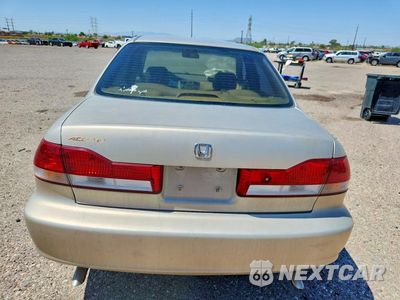 Zdjęcie 6 z 12 samochodu: 2001 HONDA ACCORD EX VIN:1HGCG165X1A082561 - miniatura