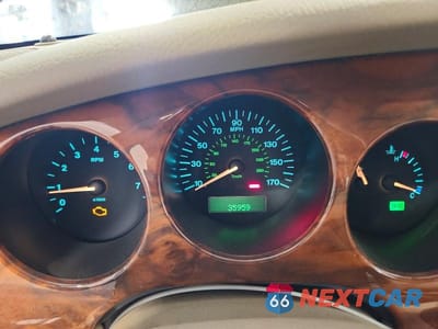 Zdjęcie 9 z 12 samochodu: 2000 JAGUAR XK8 VIN:SAJJA42C5YNA10400 - miniatura