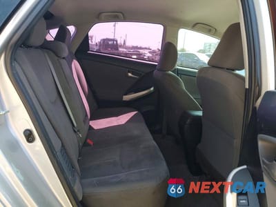 Zdjęcie 10 z 13 samochodu: 2015 TOYOTA PRIUS TWO VIN:JTDKN3DU9F1968142 - miniatura