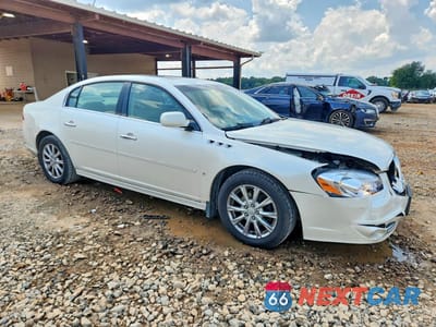 Czwarte zdjęcie samochodu z boku: 2010 BUICK LUCERNE CXL VIN:1G4HF5EM8AU108138 - miniatura
