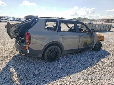 Trzecie zdjęcie samochodu z tyłu: 2022 KIA TELLURIDE EX VIN:5XYP3DHC7NG230339 - miniatura