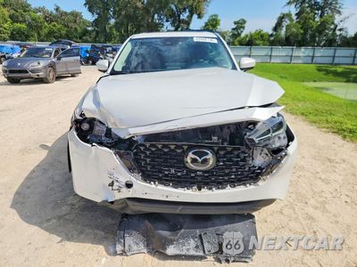 Piąte zdjęcie samochodu w środku: 2023 MAZDA CX-5 PREFERRED VIN:JM3KFBCM7P0193444 - miniatura