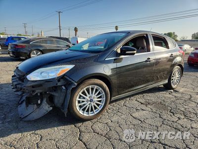 2014 FORD FOCUS BEV 1FADP3R44EL260059 - główne zdjęcie licytacji z USA - miniatura