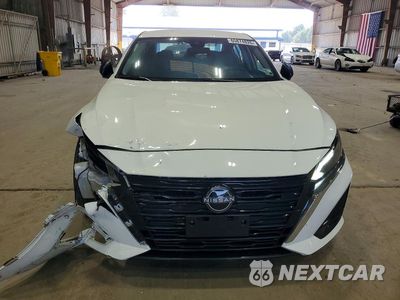 Piąte zdjęcie samochodu w środku: 2025 NISSAN ALTIMA SV VIN:1N4BL4DV4SN353883 - miniatura