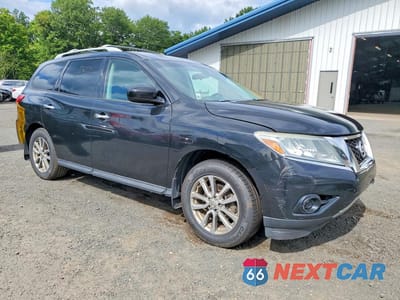 Czwarte zdjęcie samochodu z boku: 2015 NISSAN PATHFINDER S VIN:5N1AR2MM2FC650132 - miniatura