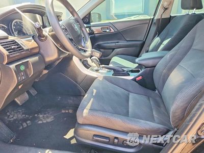 Zdjęcie 7 z 12 samochodu: 2016 HONDA ACCORD EX VIN:1HGCR2F0XGA029890 - miniatura