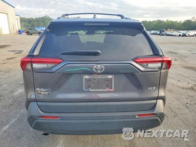 Zdjęcie 6 z 12 samochodu: 2024 TOYOTA RAV4 XLE VIN:2T3W1RFVXRC271589 - miniatura