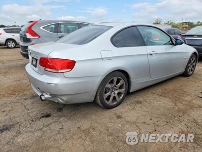 Trzecie zdjęcie samochodu z tyłu: 2009 BMW 335 XI VIN:WBAWC73559E270372 - miniatura