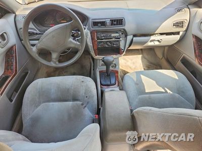 Zdjęcie 8 z 12 samochodu: 2001 MITSUBISHI GALANT ES VIN:4A3AA46G51E030982 - miniatura