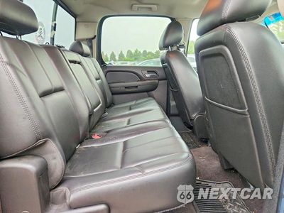 Zdjęcie 10 z 12 samochodu: 2010 GMC SIERRA K1500 SLT VIN:3GTRKWE31AG260797 - miniatura