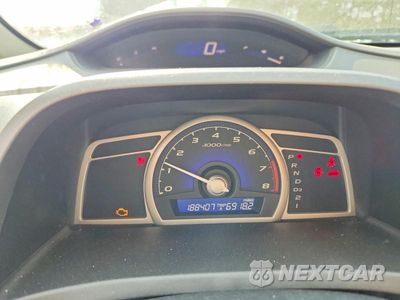 Zdjęcie 9 z 13 samochodu: 2010 HONDA CIVIC LX VIN:2HGFA1F53AH500300 - miniatura