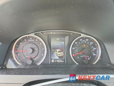 Zdjęcie 9 z 12 samochodu: 2017 TOYOTA CAMRY SE VIN:4T1BF1FK4HU294721 - miniatura
