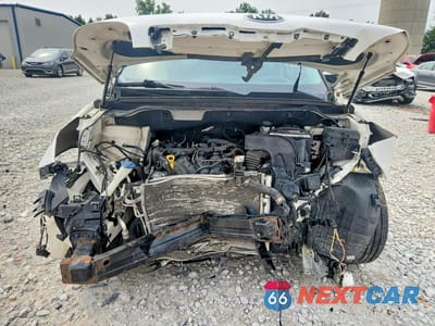 Piąte zdjęcie samochodu w środku: 2015 KIA SOUL VIN:KNDJN2A22F7159247 - miniatura