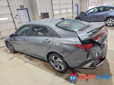 Drugie zdjęcie samochodu z przodu: 2025 HYUNDAI ELANTRA SEL SPORT VIN:KMHLM4DG2SU064452 - miniatura