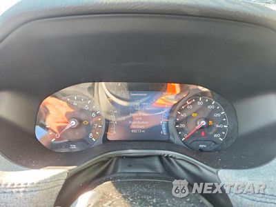 Zdjęcie 9 z 13 samochodu: 2025 JEEP COMPASS LATITUDE VIN:3C4NJDBN4ST549189 - miniatura