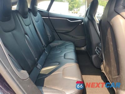 Zdjęcie 11 z 13 samochodu: 2015 TESLA MODEL S 60 VIN:5YJSA1S11FF080744 - miniatura