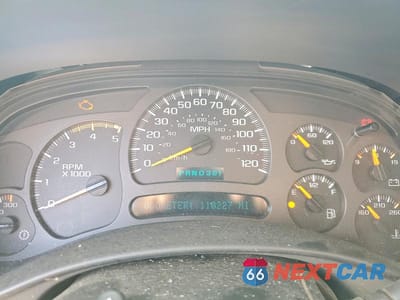 Zdjęcie 9 z 12 samochodu: 2004 CHEVROLET SILVERADO K3500 VIN:1GCJK39254E295061 - miniatura