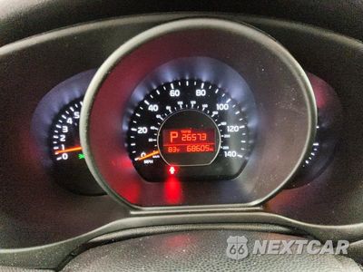 Zdjęcie 9 z 12 samochodu: 2015 KIA SOUL + VIN:KNDJP3A51F7118103 - miniatura