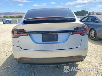 Zdjęcie 6 z 13 samochodu: 2018 TESLA MODEL X VIN:5YJXCAE25JF120031 - miniatura