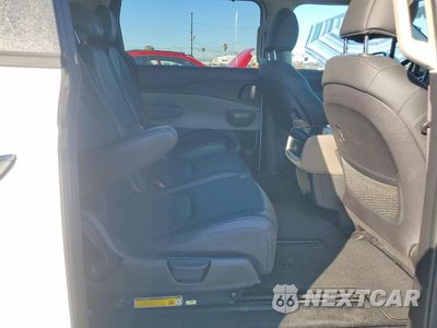 Zdjęcie 11 z 13 samochodu: 2026 KIA CARNIVAL EX VIN:KNDNC5KA4T6111572 - miniatura
