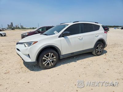 2017 TOYOTA RAV4 LE JTMZFREV5HJ136094 - główne zdjęcie licytacji z USA - miniatura