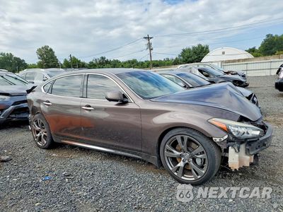 Czwarte zdjęcie samochodu z boku: 2015 INFINITI Q70L 3.7 VIN:JN1BY1PPXFM601155 - miniatura