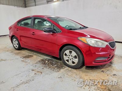 Czwarte zdjęcie samochodu z boku: 2015 KIA FORTE LX VIN:KNAFX4A69F5312021 - miniatura