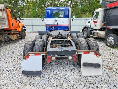 Zdjęcie 6 z 13 samochodu: 2017 PETERBILT 579 SEMI TRUCK VIN:1XPBDP9X4HD358761 - miniatura