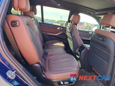 Zdjęcie 11 z 13 samochodu: 2020 BMW X7 XDRIVE40I VIN:5UXCW2C02L9D35619 - miniatura