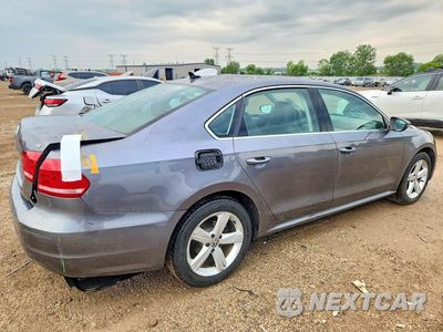 Trzecie zdjęcie samochodu z tyłu: 2012 VOLKSWAGEN PASSAT SE VIN:1VWBH7A31CC037786 - miniatura