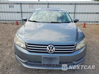 Piąte zdjęcie samochodu w środku: 2012 VOLKSWAGEN PASSAT SE VIN:1VWBH7A36CC029487 - miniatura