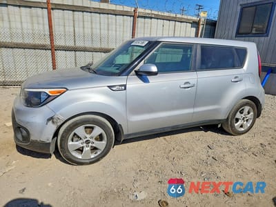 2018 KIA SOUL BASE KNDJN2A29J7587616 - główne zdjęcie licytacji z USA - miniatura