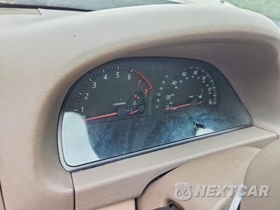 Zdjęcie 9 z 12 samochodu: 2004 TOYOTA CAMRY LE VIN:4T1BE32K24U817846 - miniatura