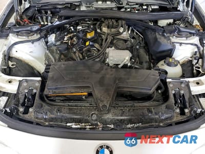 Zdjęcie 11 z 12 samochodu: 2016 BMW 328 XI SULEV VIN:WBA8E3G55GNT77800 - miniatura